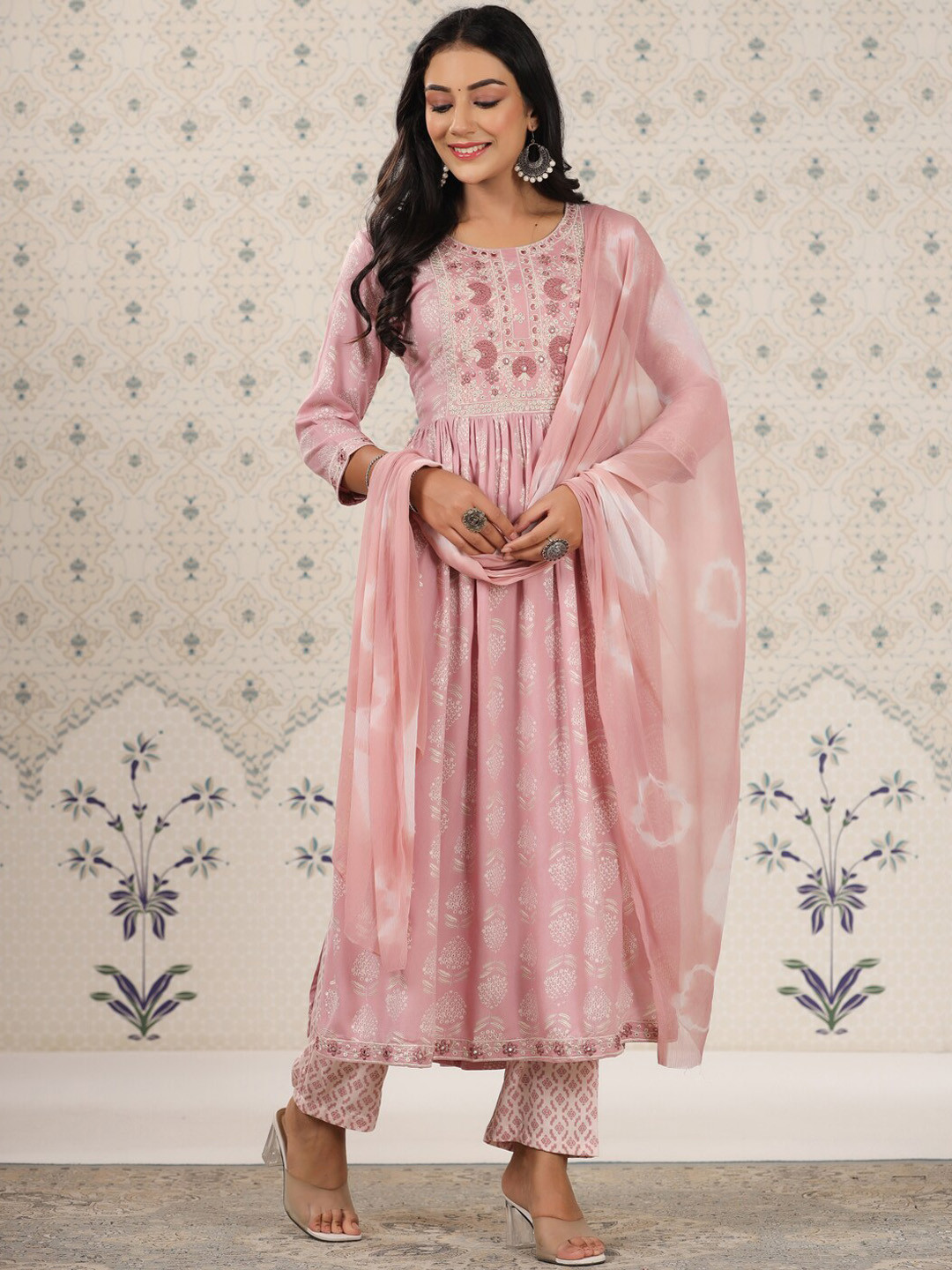 

Ode by House of Pataudi Pink & White Ethnic Motifs Printed Kurta With Trousers & Dupatta