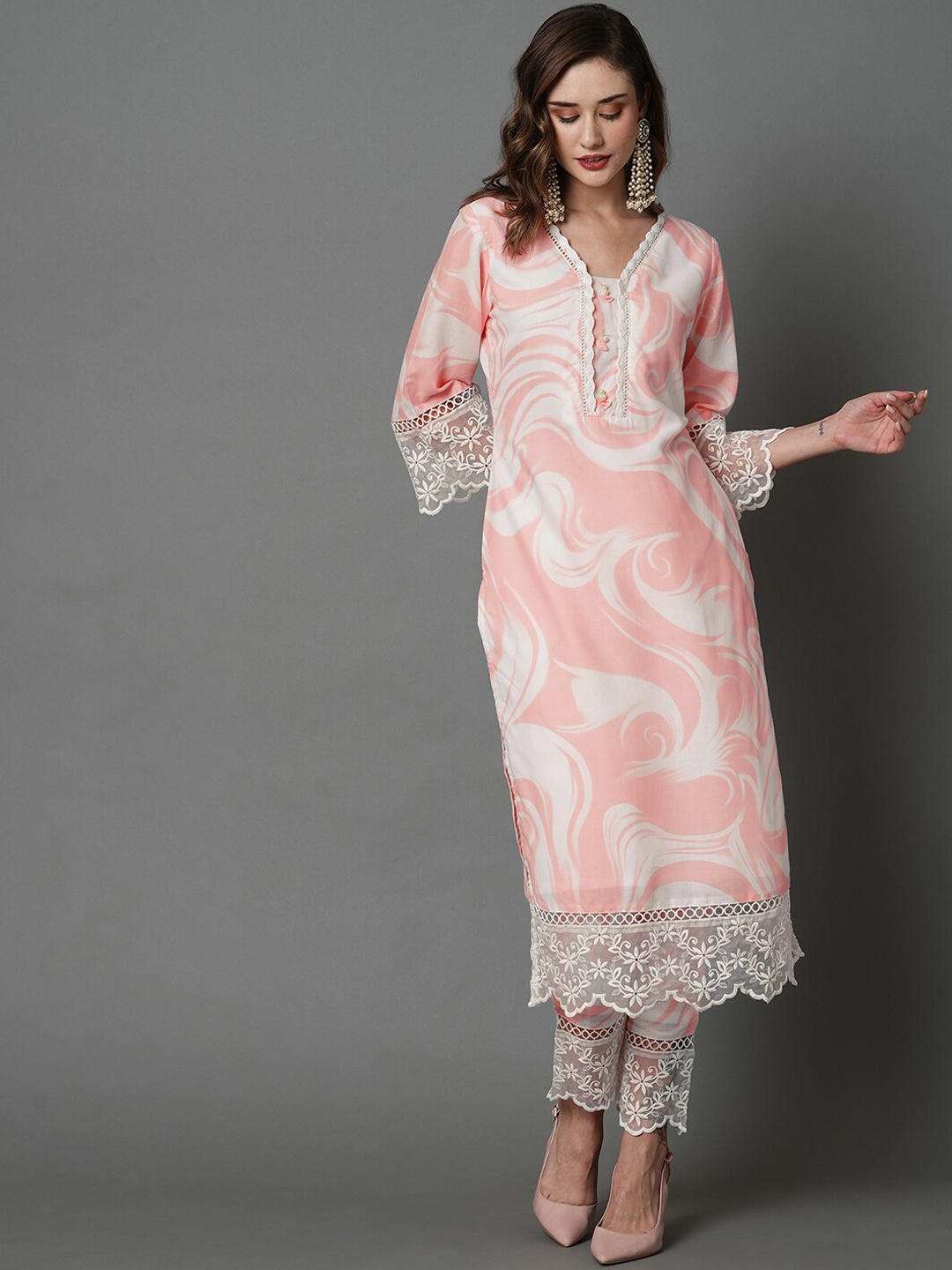 

HEEPOSH Abstract Printed Pure Cotton Kurta with Trousers & With Dupatta, Peach