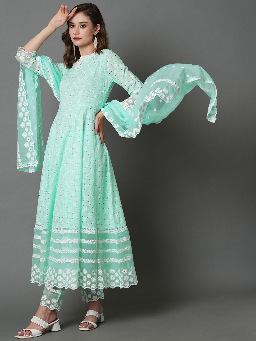 

HEEPOSH Floral Embroidered Empire Pure Cotton Kurta With Trousers & Dupatta, Blue