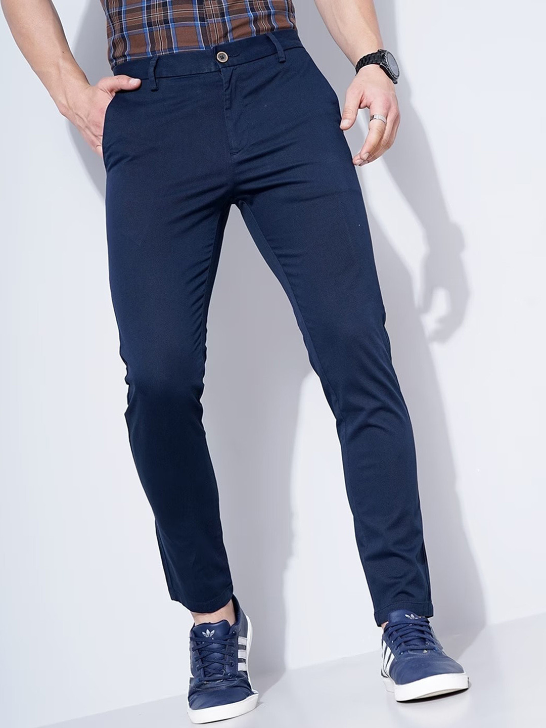 

British Club Men Smart Slim Fit Mid-Rise Chinos Trousers, Navy blue