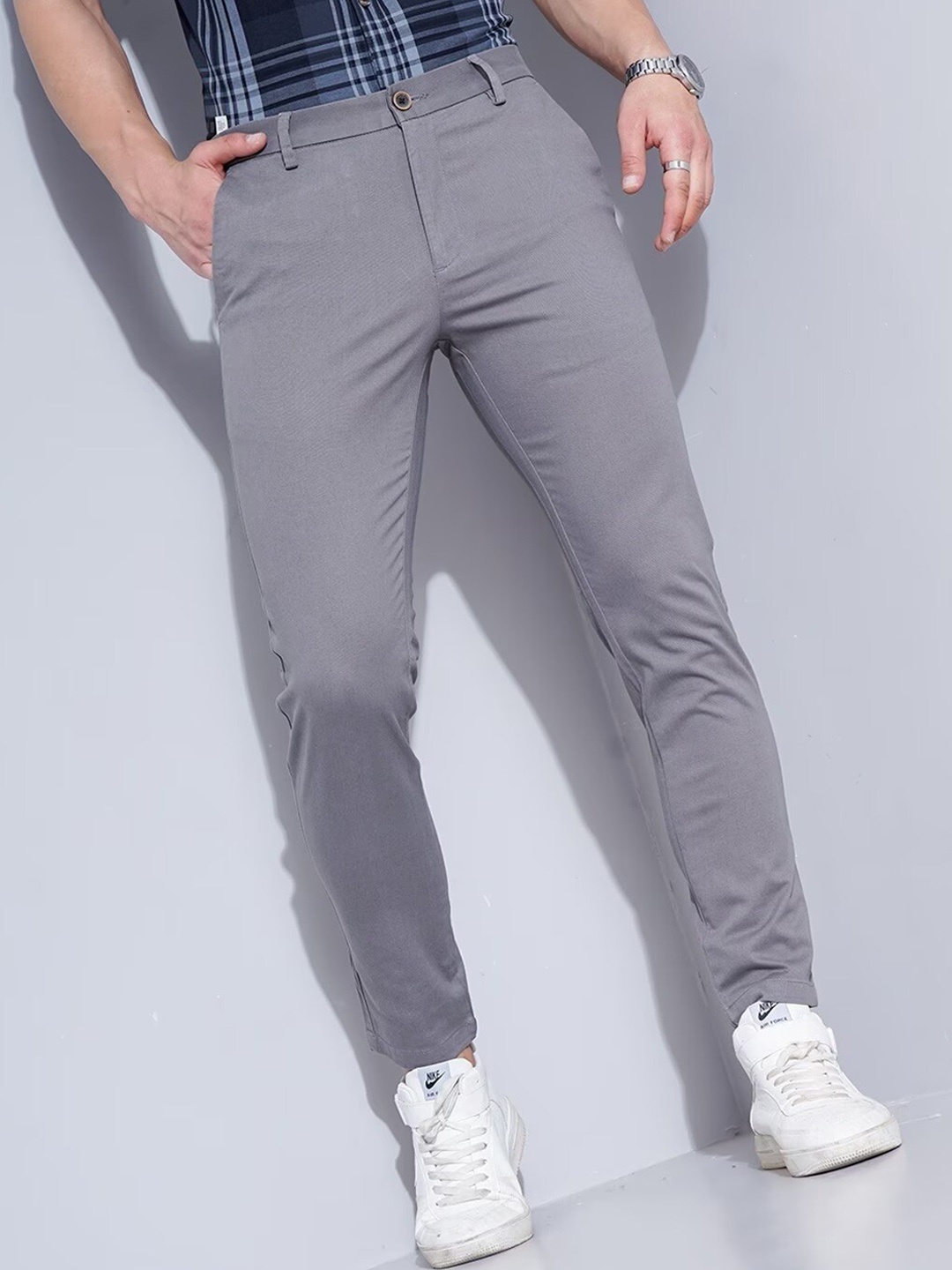 

British Club Men Smart Slim Fit Mid-Rise Chinos Trousers, Grey