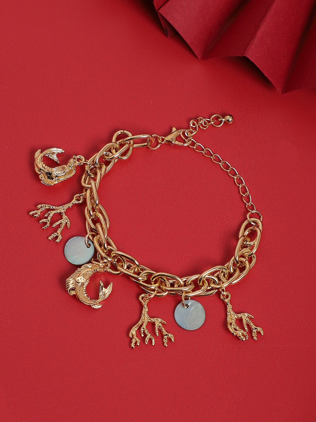 

SOHI Women Gold-Plated Charm Bracelet