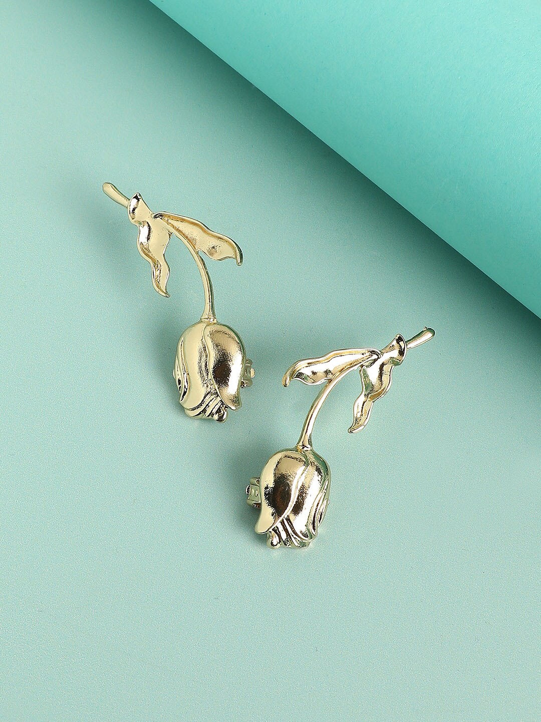 

SOHI Gold-Toned Contemporary Studs Earrings