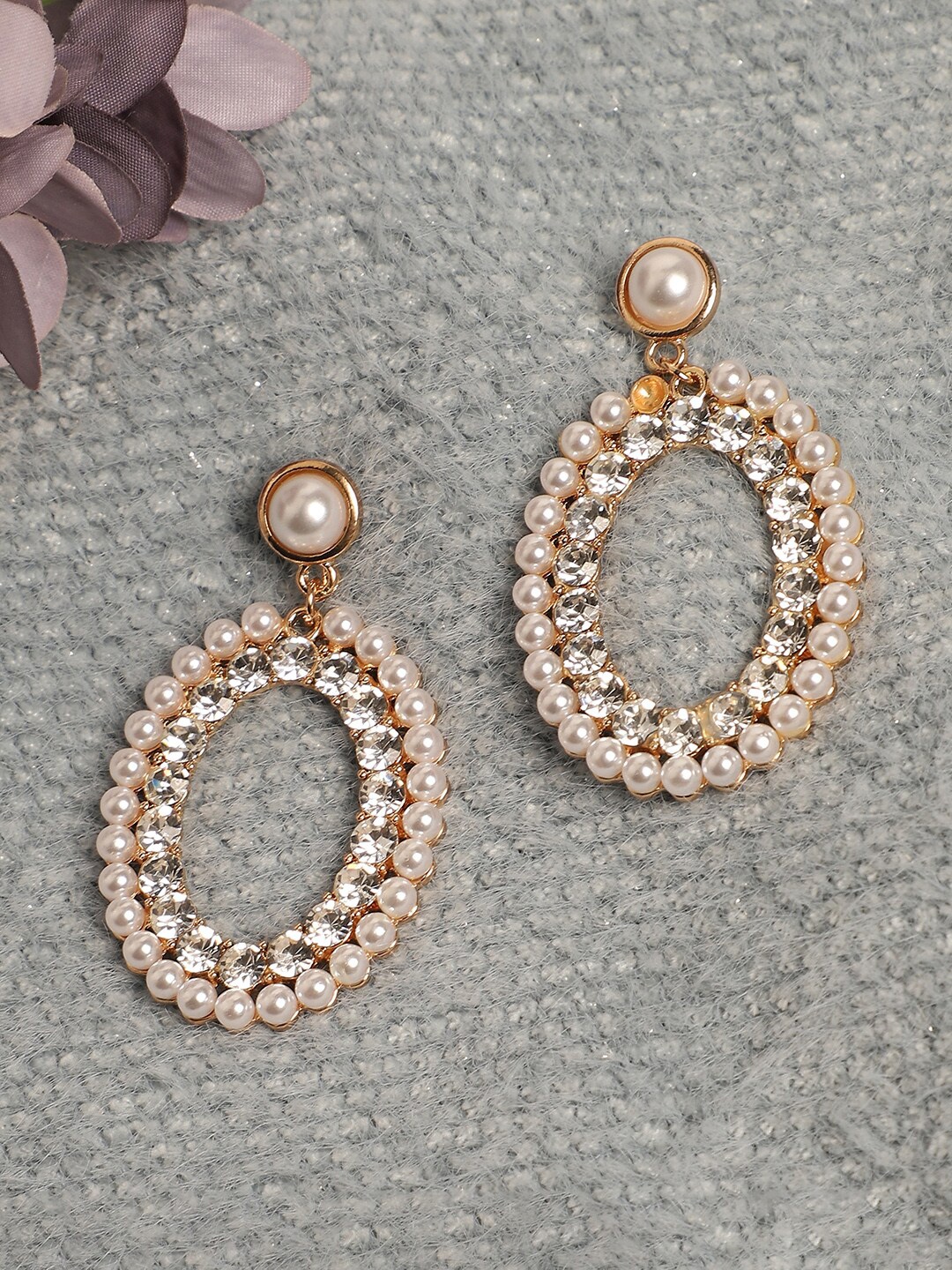 

SOHI Gold-Plated Contemporary Drop Earrings