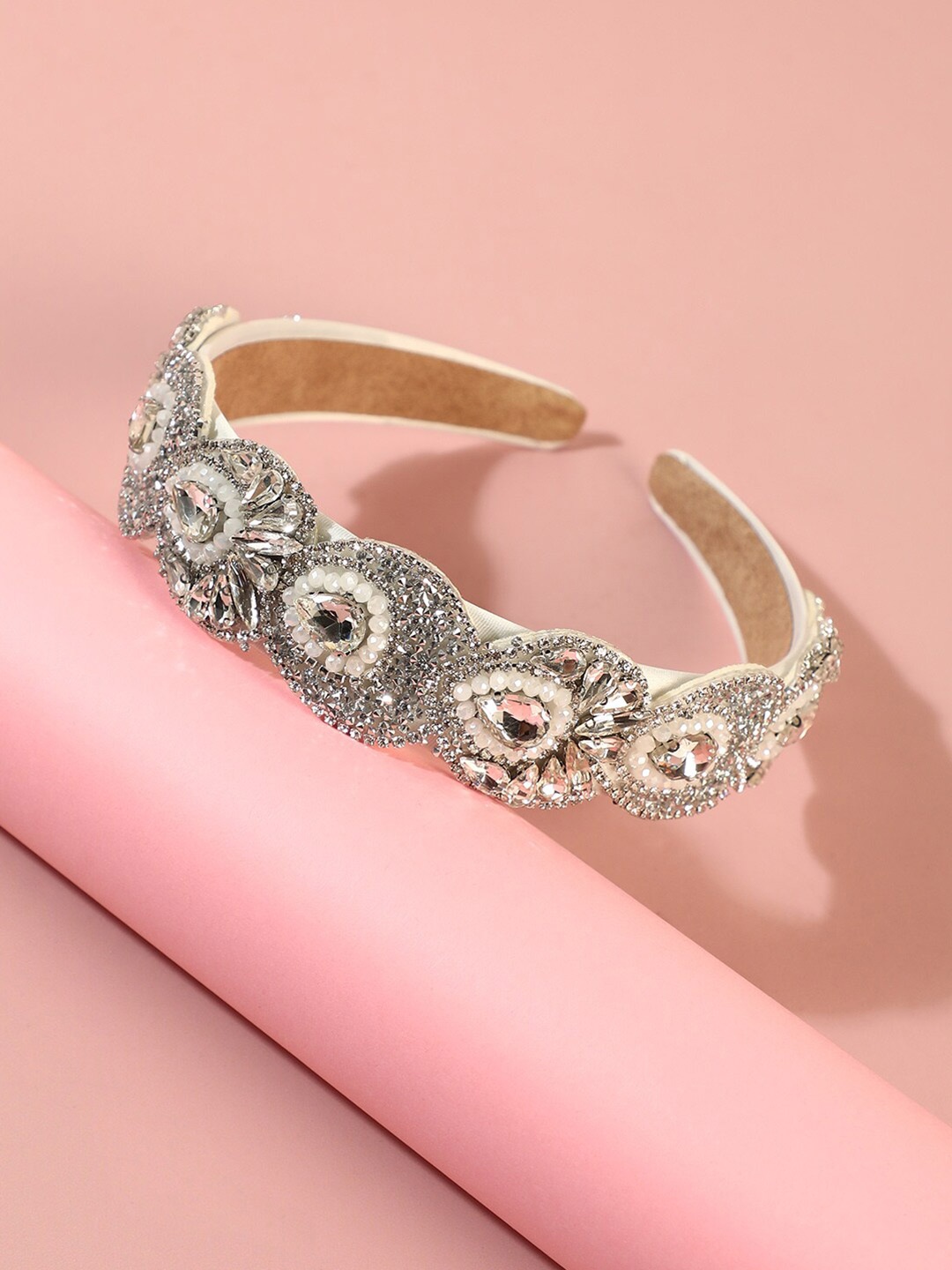 

SOHI Embellished Fabric Hairband, White
