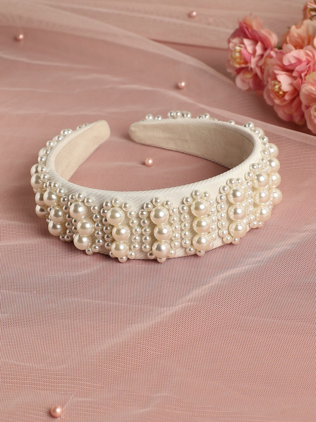 

SOHI Beads Embellished Hairband, White