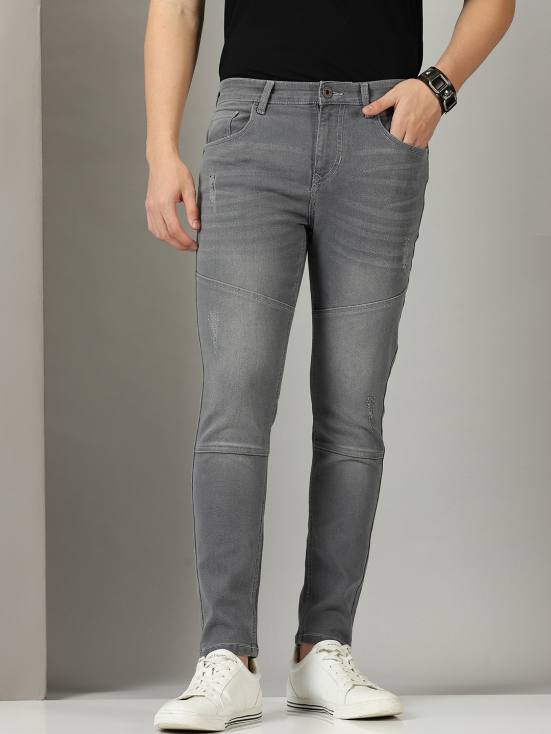 

Old Grey Men Slim Fit Low Distress Light Fade Jeans