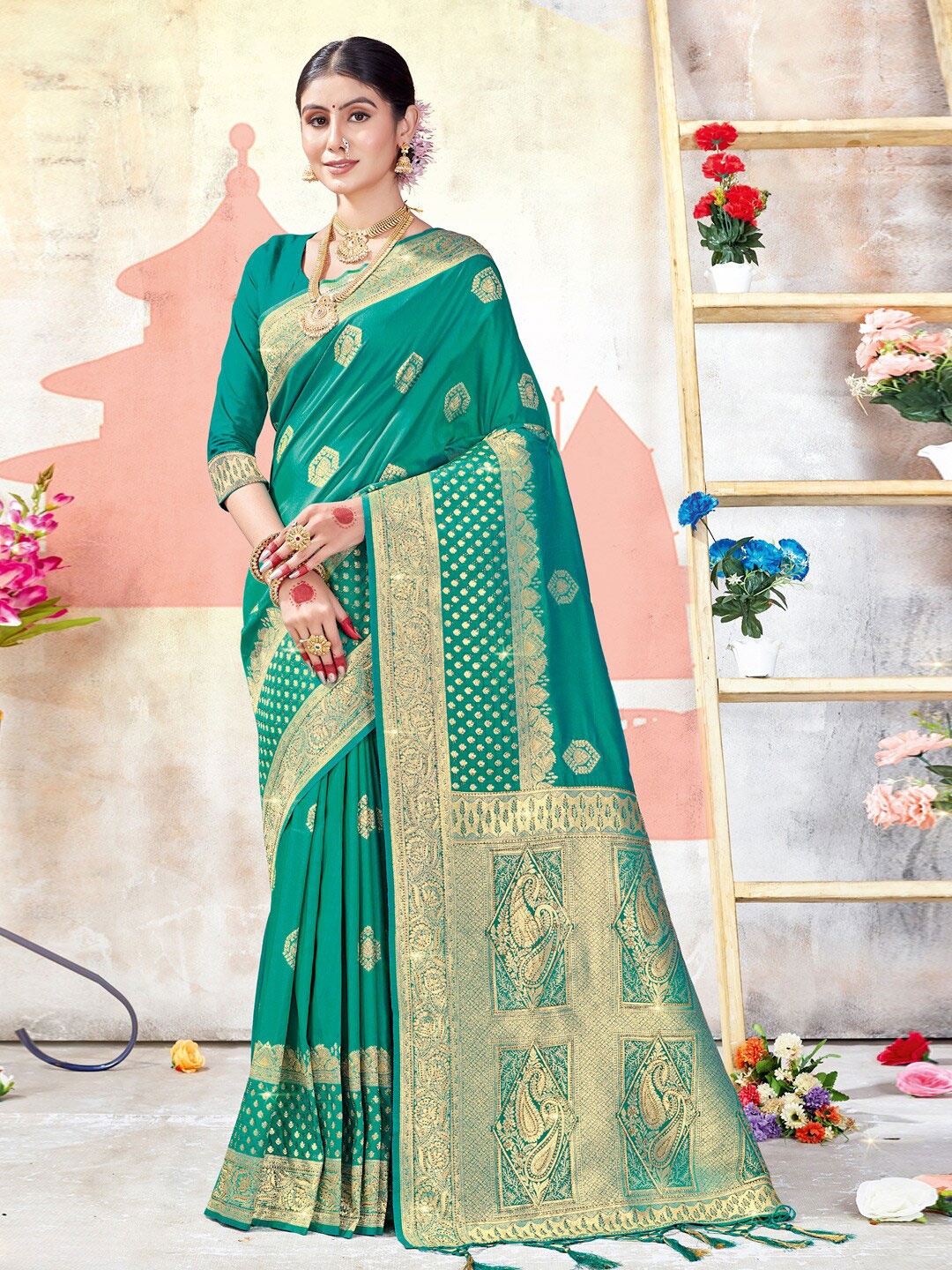 

SANGAM PRINTS Woven Design Zari Saree, Sea green