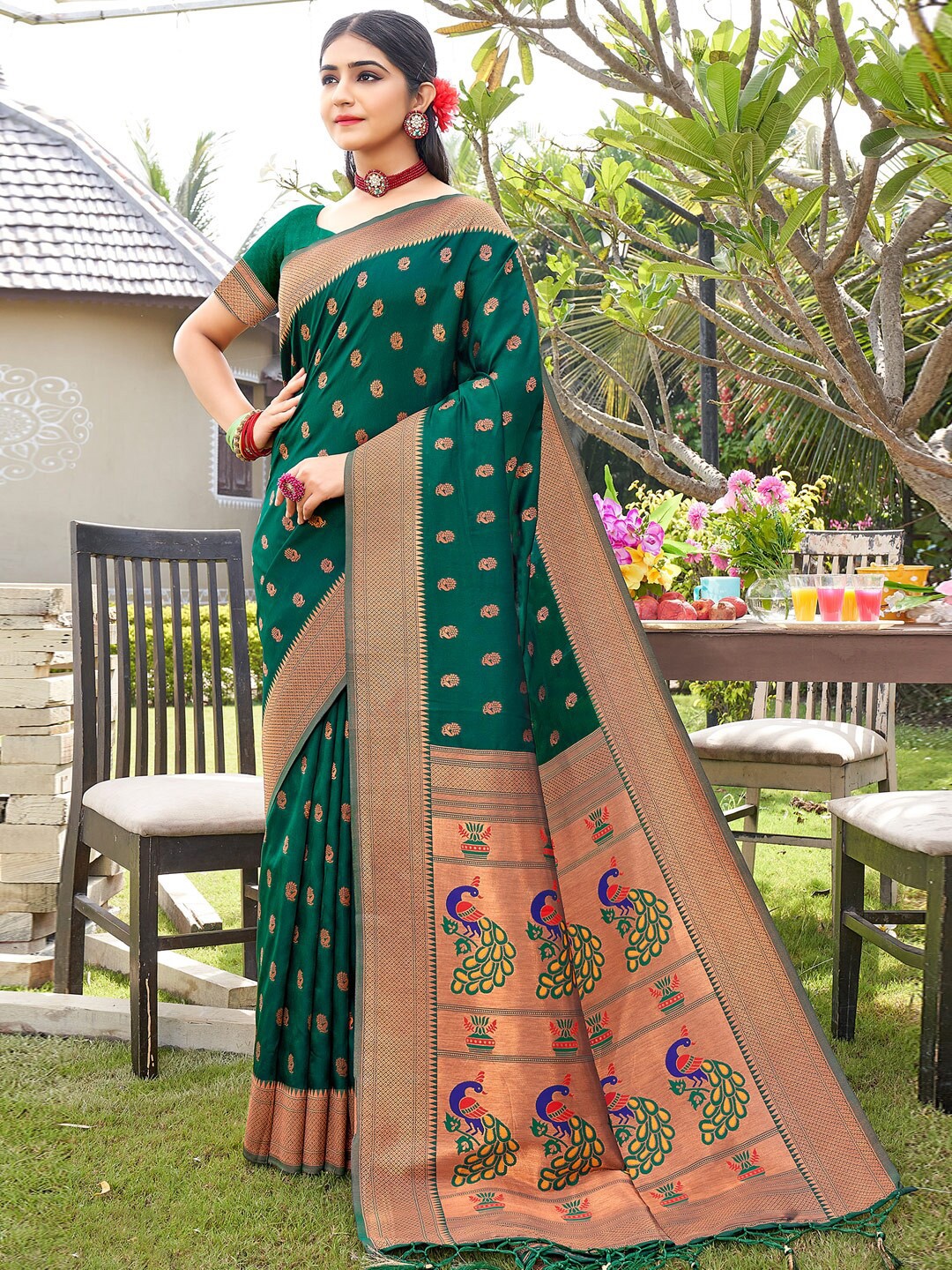 

SANGAM PRINTS Woven Design Zari Paithani Saree, Green