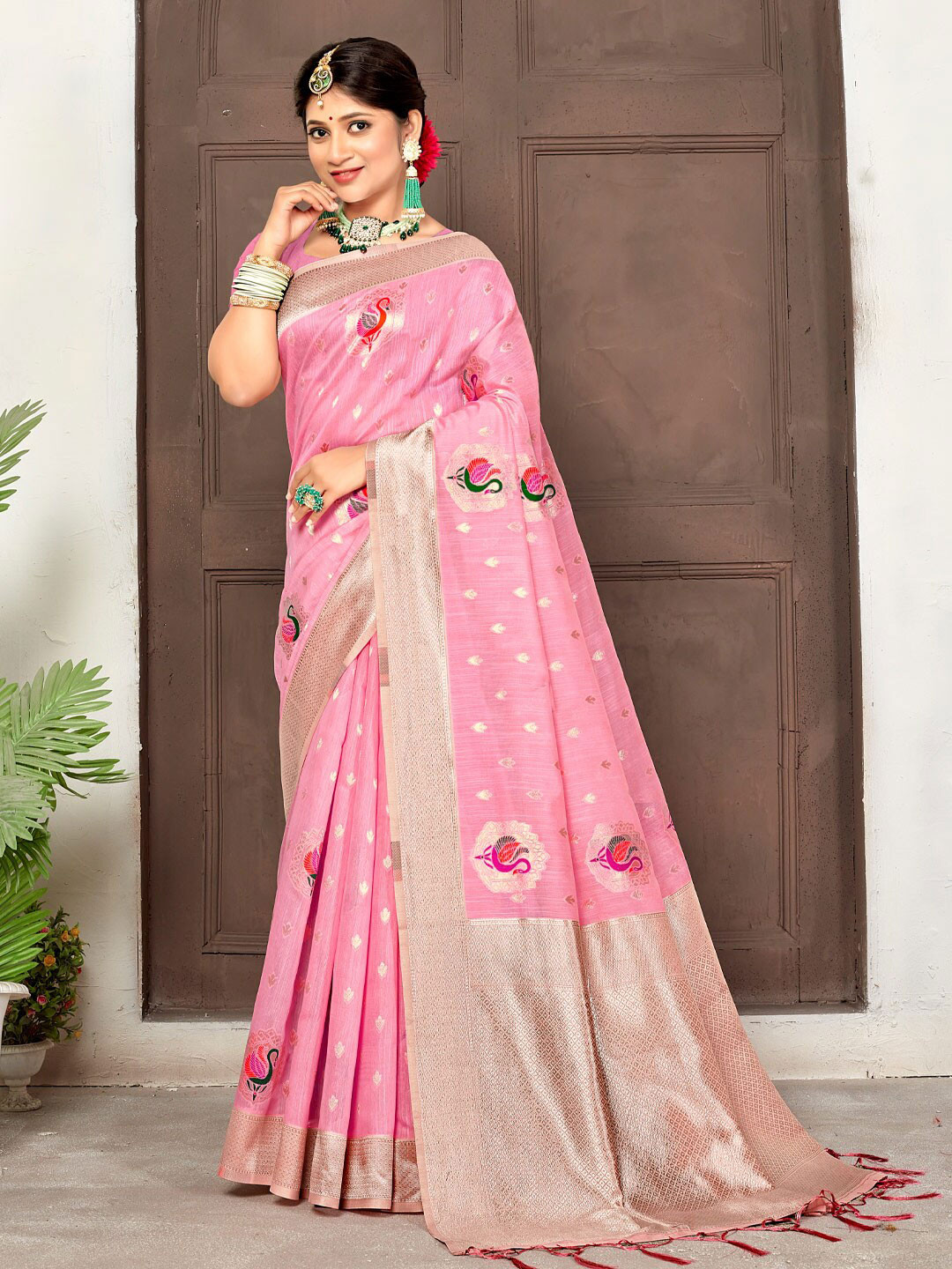 

SANGAM PRINTS Ethnic Motifs Woven Design Zari Saree, Pink