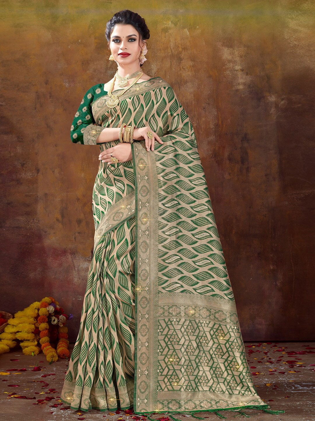 

SANGAM PRINTS Woven Design Beads and Stones Organza Saree, Green