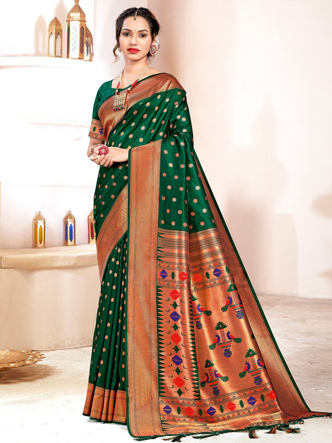 

SANGAM PRINTS Ethnic Motifs Woven Design Zari Silk Blend Paithani Saree, Green