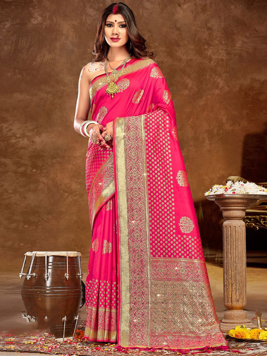 

SANGAM PRINTS Ethnic Motifs Woven Design Banarasi Saree, Pink