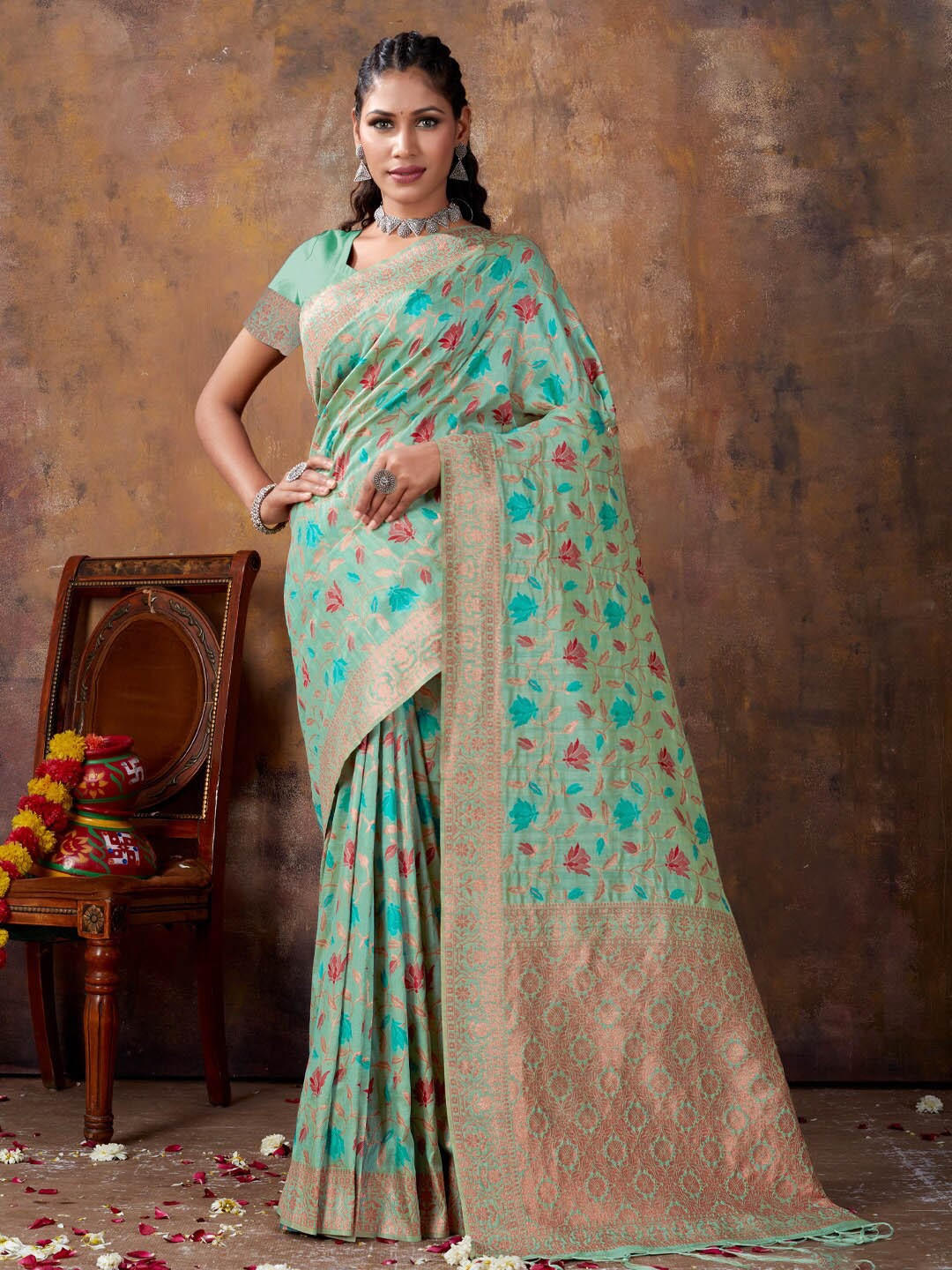 

SANGAM PRINTS Floral Woven Design Zari Saree, Sea green