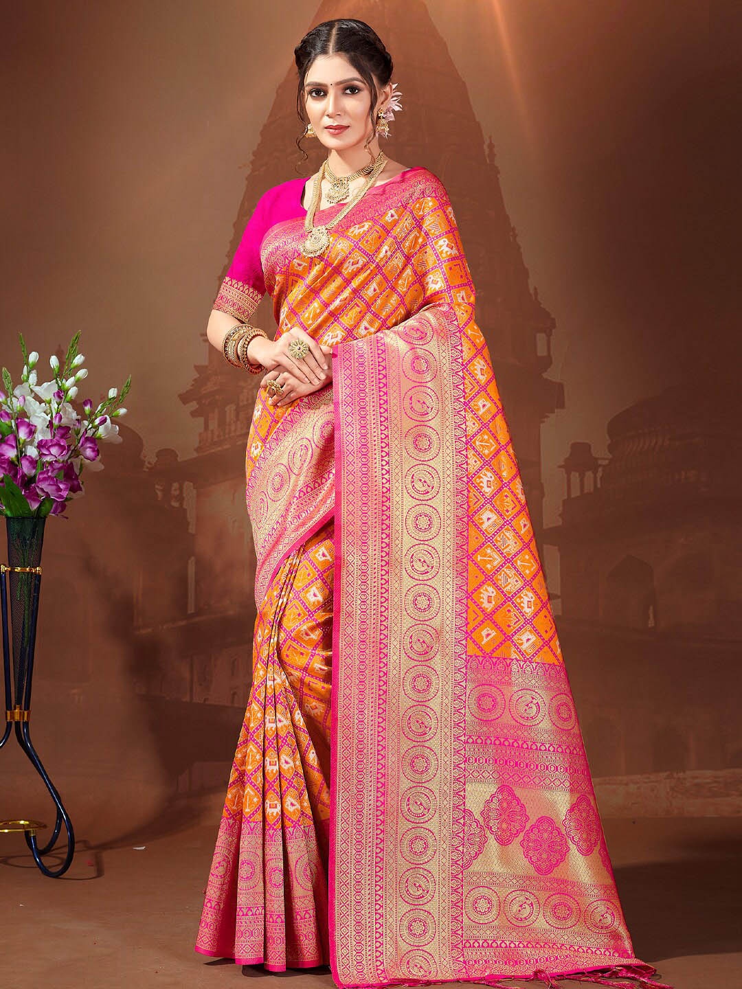 

SANGAM PRINTS Ethnic Motifs Woven Design Zari Silk Blend Patola Saree, Pink