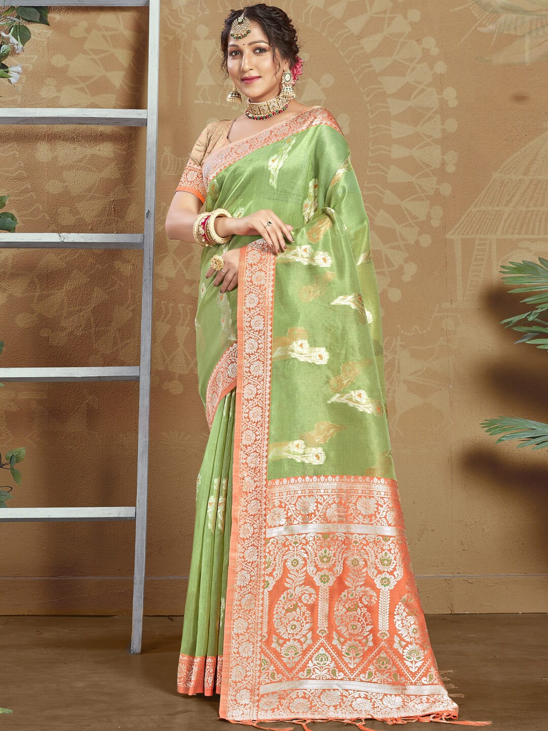 

SANGAM PRINTS Ethnic Motifs Woven Design Zari Saree, Green