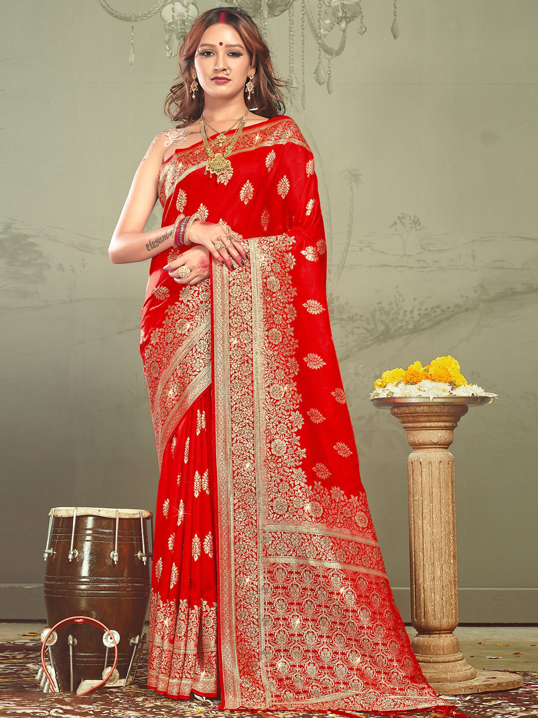 

SANGAM PRINTS Ethnic Motifs Woven Design Beads and Stones Silk Blend Banarasi Saree, Red
