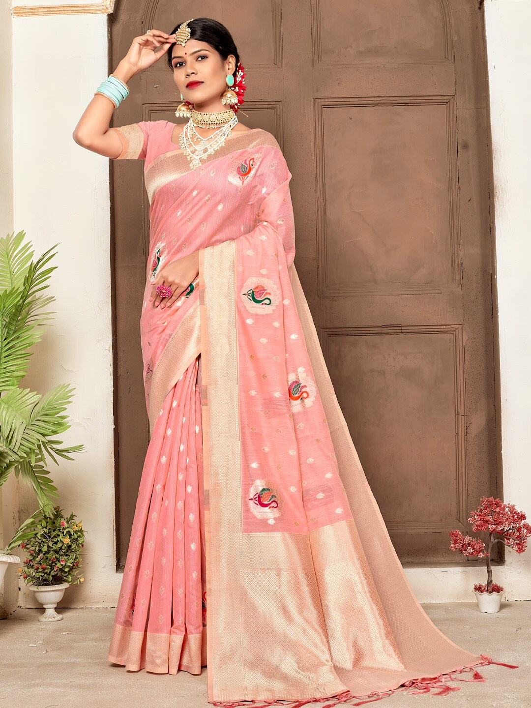 

SANGAM PRINTS Ethnic Motifs Woven Design Zari Saree, Peach