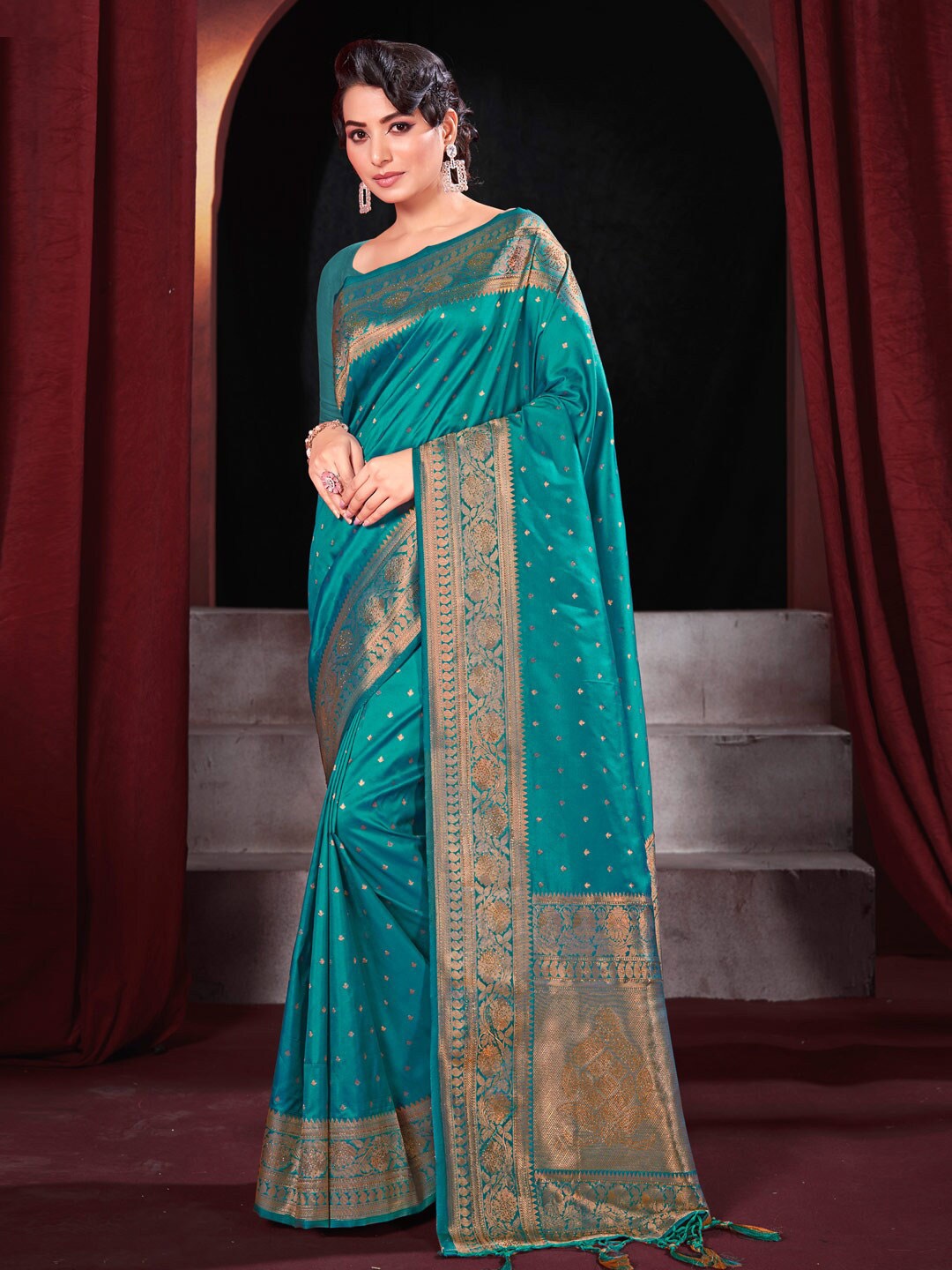 

SANGAM PRINTS Ethnic Motifs Woven Design Zari Banarasi Saree, Sea green