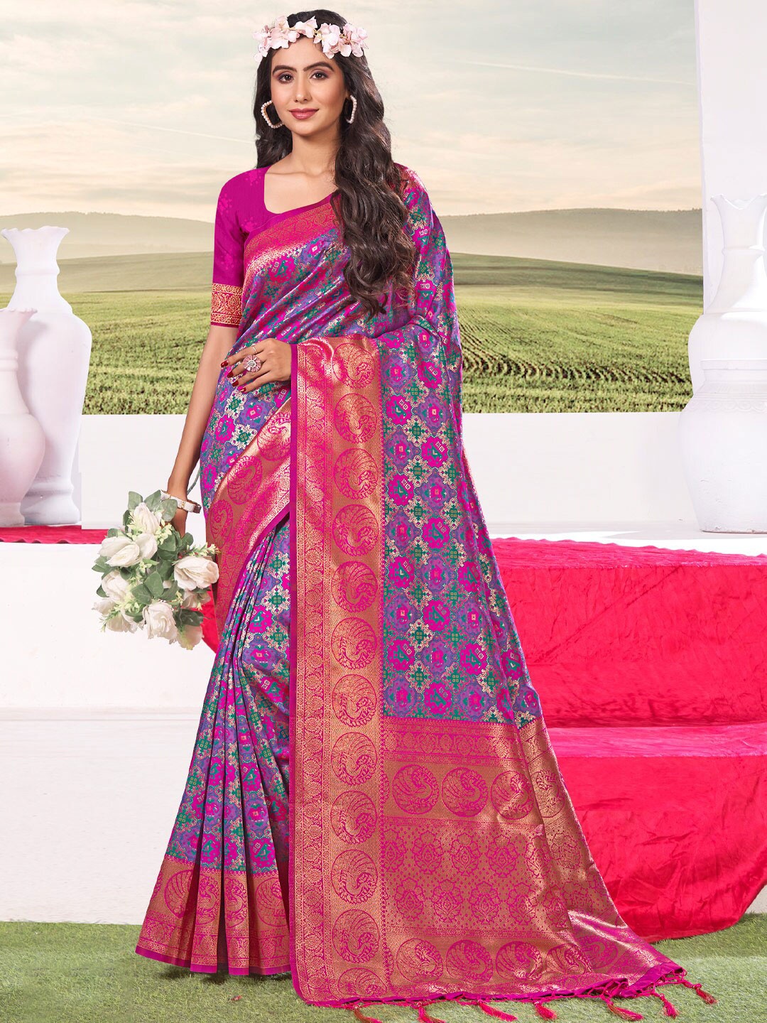 

SANGAM PRINTS Ethnic Motifs Woven Design Silk Blend Patola Saree, Purple