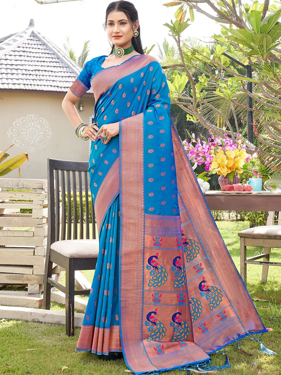 

SANGAM PRINTS Woven Design Zari Silk Blend Paithani Saree, Blue