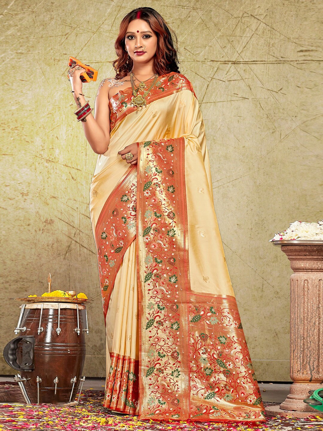 

SANGAM PRINTS Woven Design Zari Paithani Saree, Cream