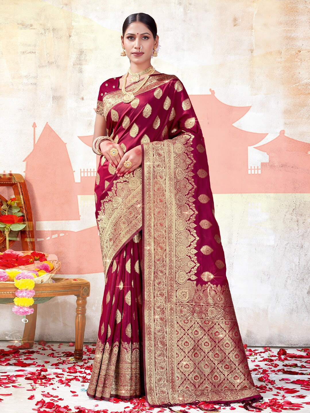 

SANGAM PRINTS Woven Design Zari Silk Blend Saree, Magenta