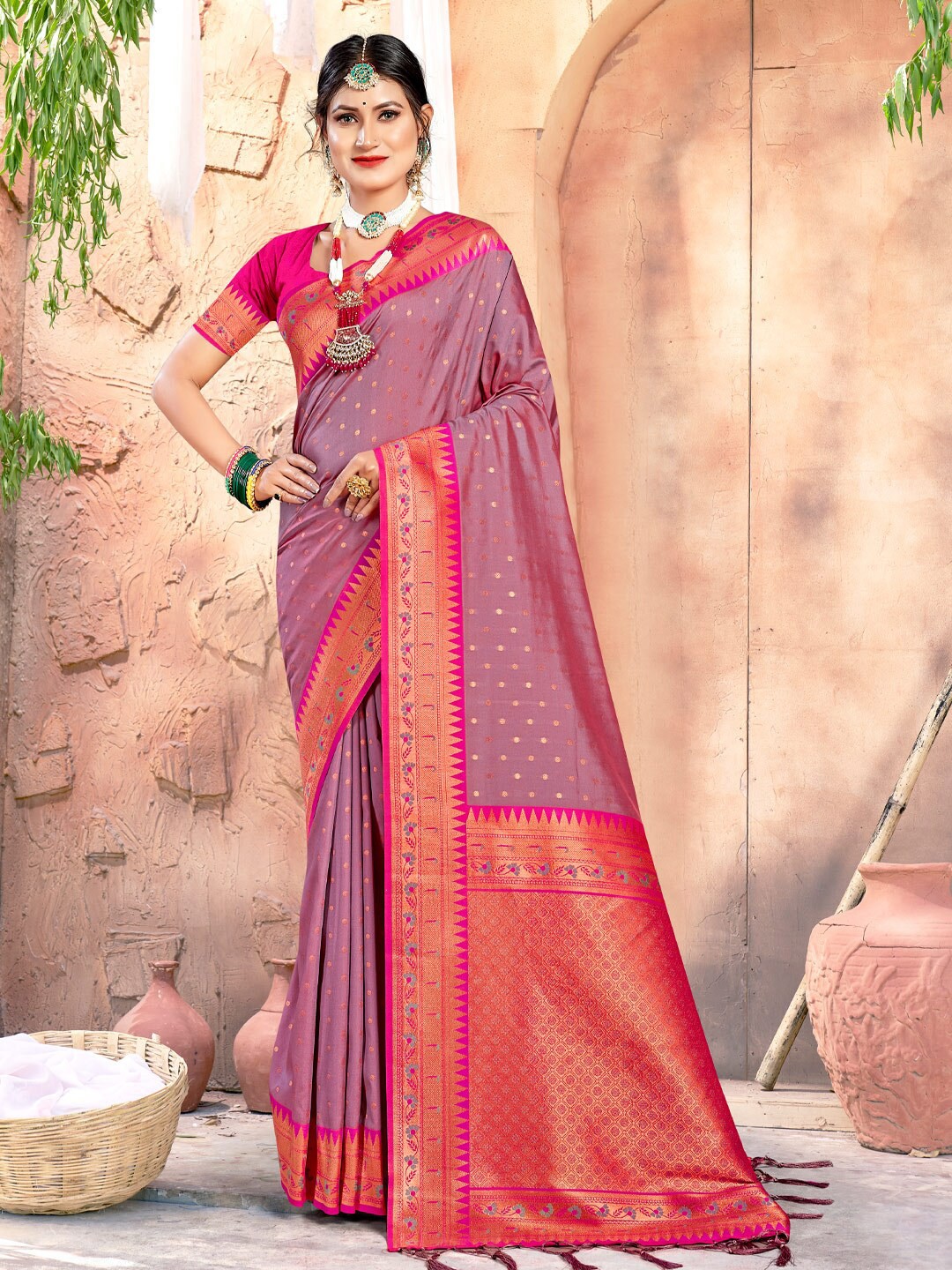 

SANGAM PRINTS Woven Design Zari Traditional Banarasi Saree, Purple