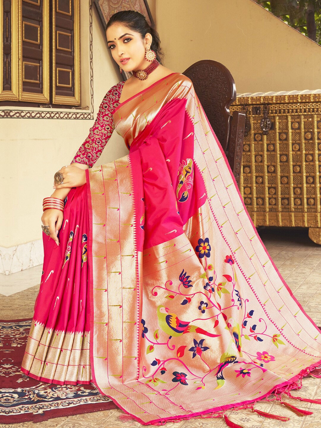 

SANGAM PRINTS Woven Design Zari Silk Blend Paithani Saree, Pink
