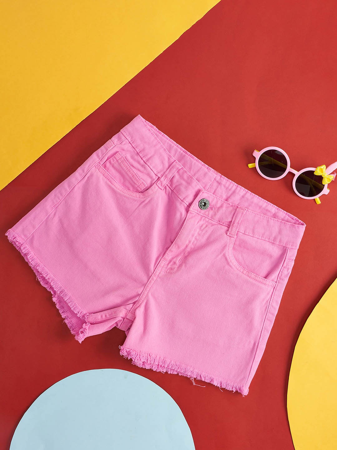 

Pantaloons Junior Girls Frayed Denim Shorts, Pink