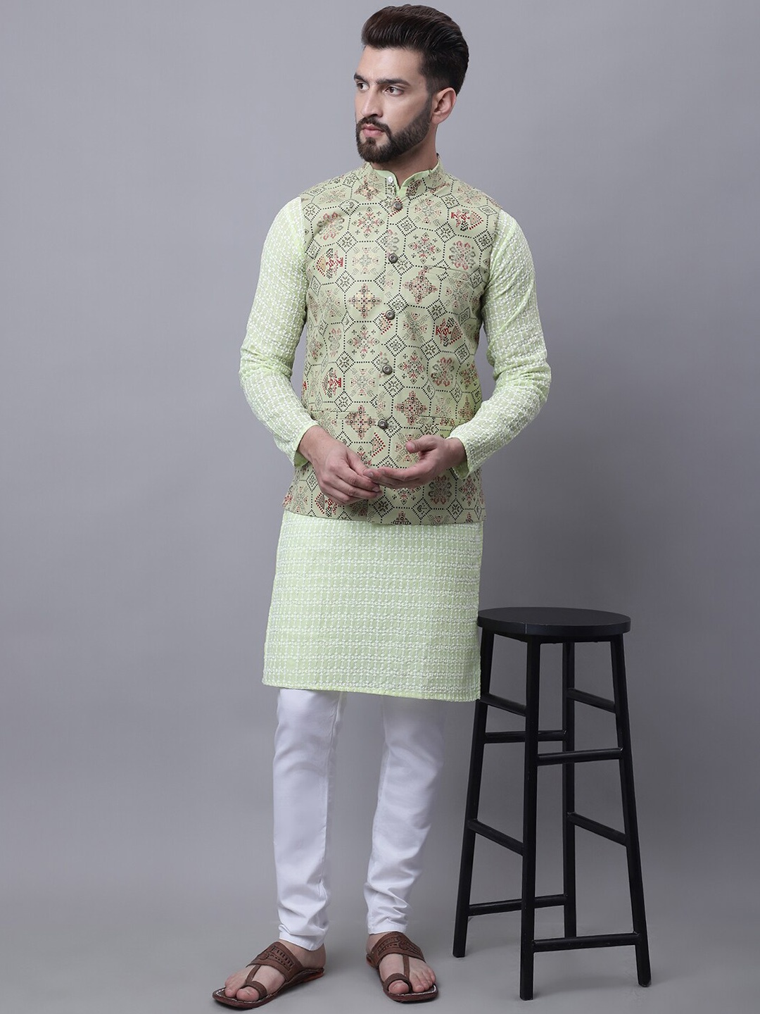 

SOJANYA Men Ethnic Motifs Embroidered Pure Cotton Kurta With Pyjamas & Nehru Jacket, Green