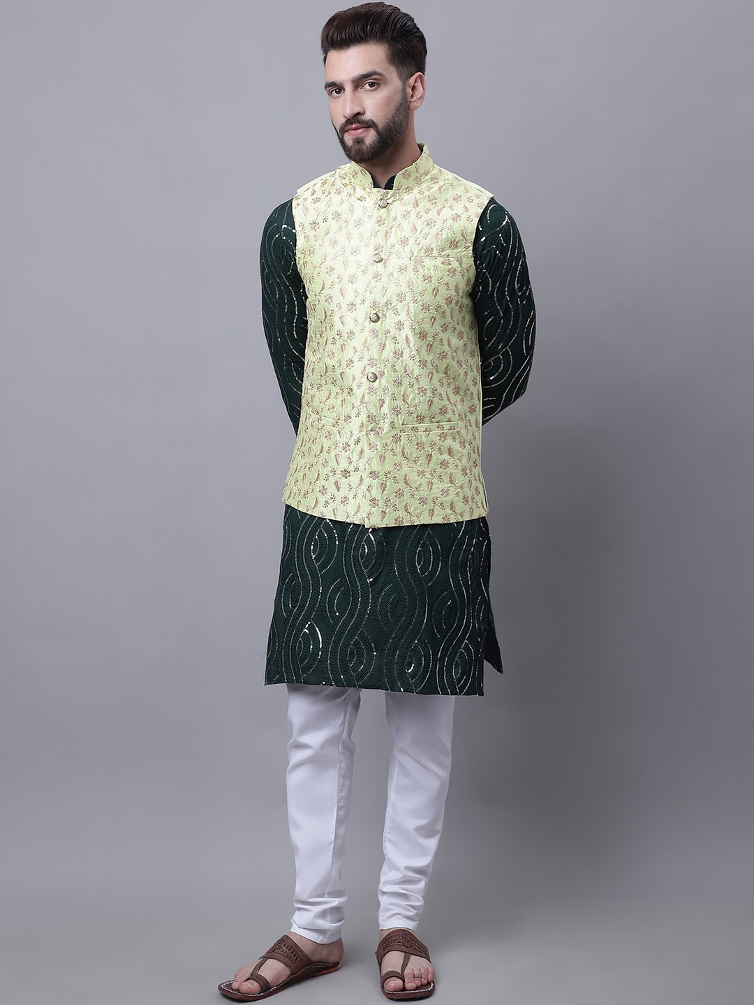 

SOJANYA Men Ethnic Motifs Embroidered Pure Cotton Kurta with Pyjamas & Nehru Jacket, Green