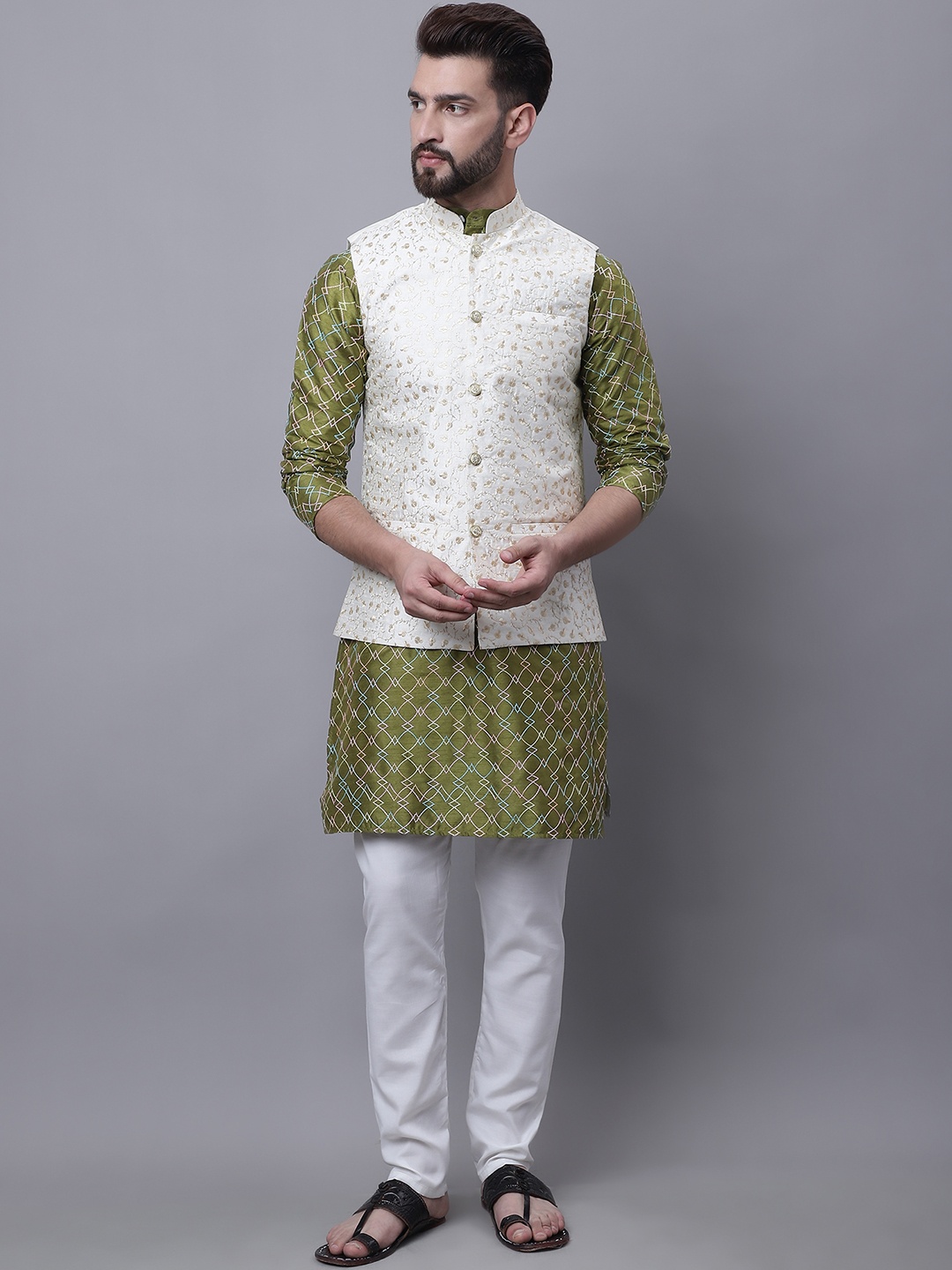 

SOJANYA Men Ethnic Motifs Embroidered Kurta With Pyjamas & Nehru Jacket, Olive