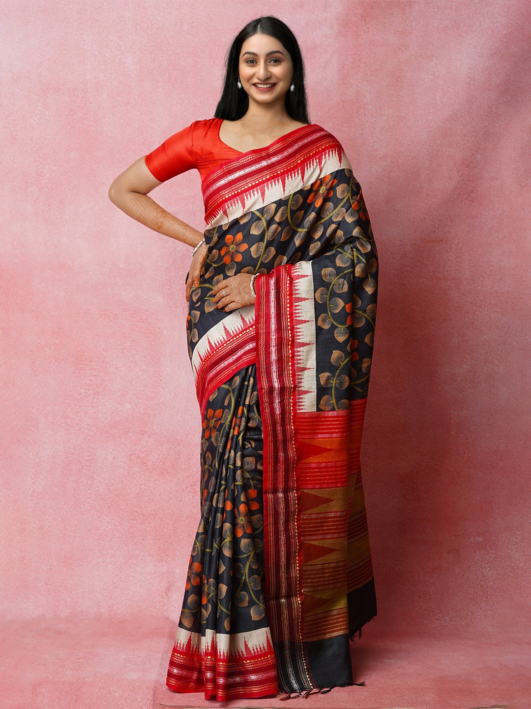 

Unnati Silks Ethnic Motifs Block Printed Zari Jute Silk Handloom Tussar Saree, Black