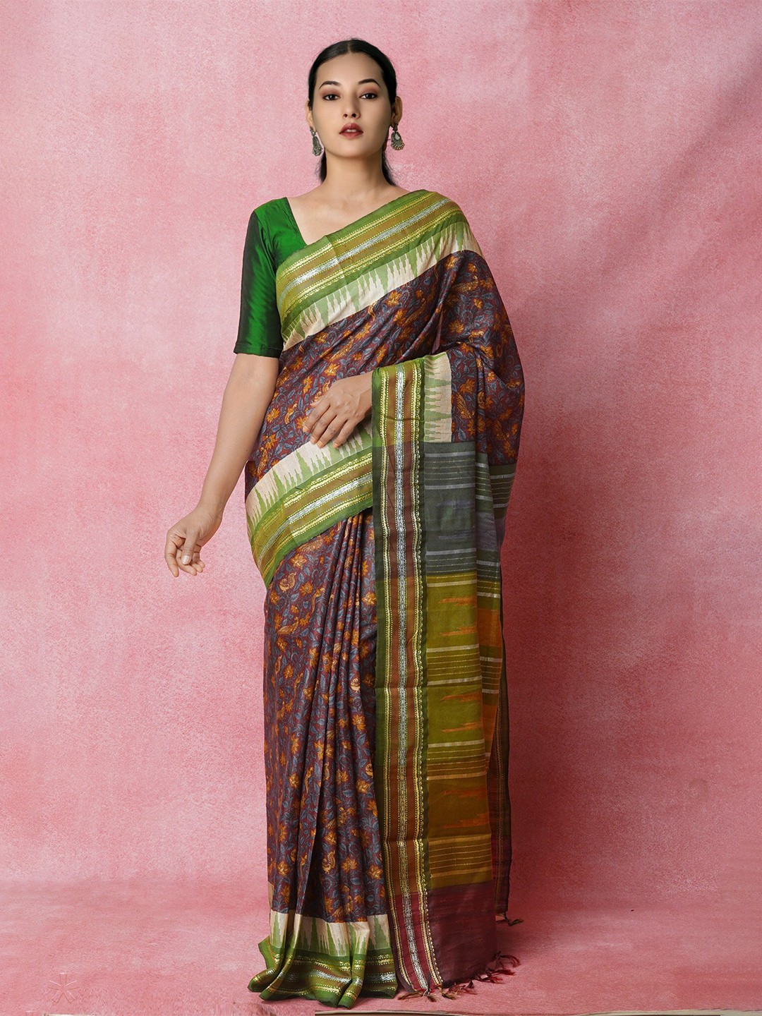 

Unnati Silks Ethnic Motifs Printed Zari Jute Silk Handloom Tussar Saree, Burgundy