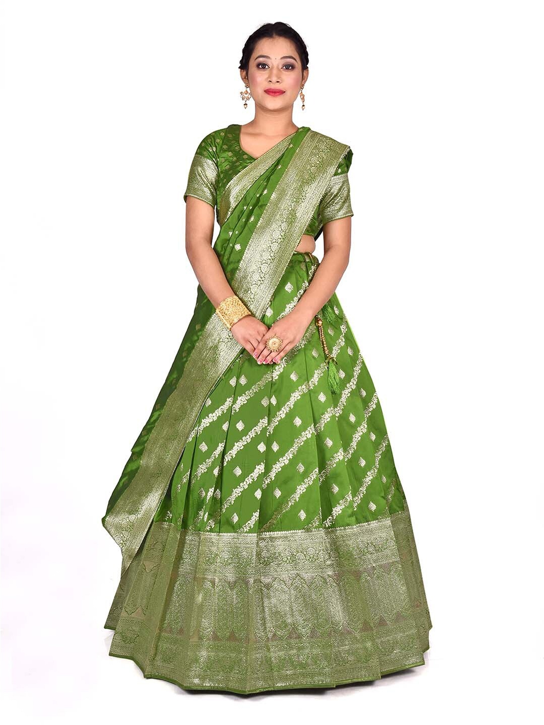 

HALFSAREE STUDIO Semi-Stitched Lehenga & Blouse With Dupatta, Green