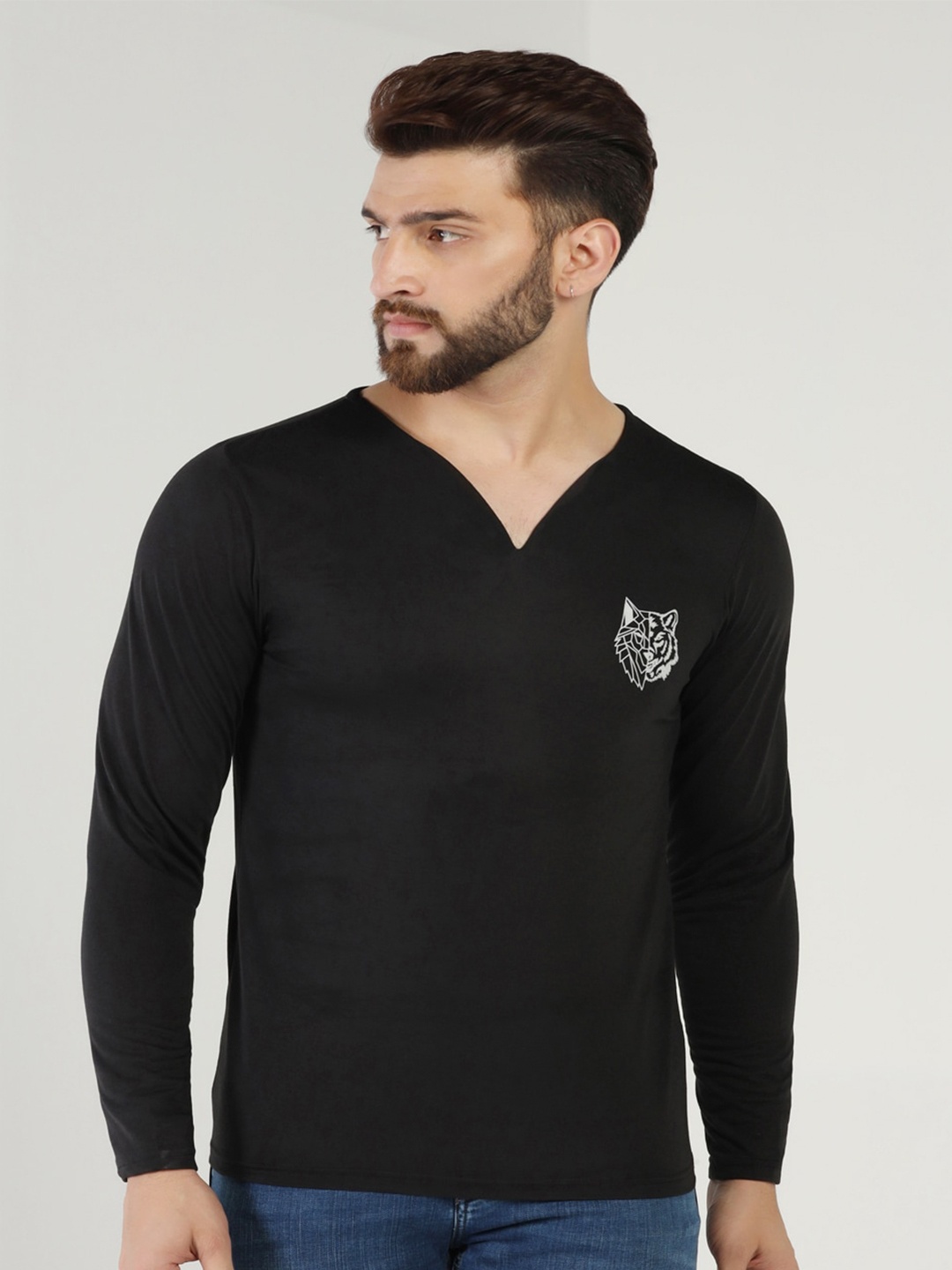 

INKKR V-Neck T-shirt, Black