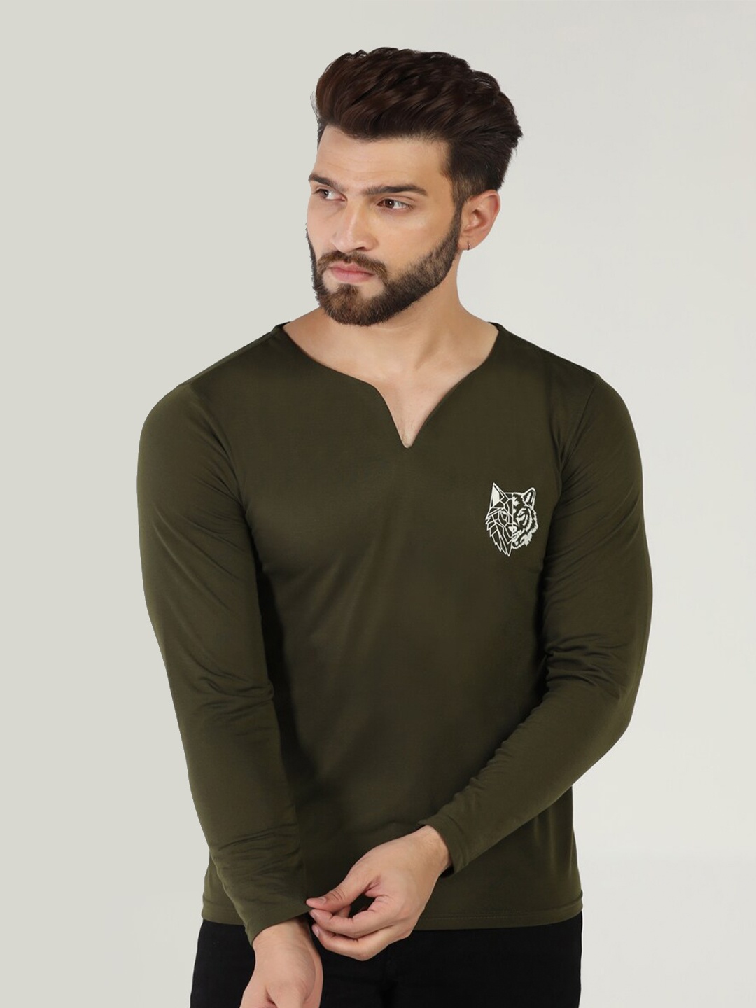 

INKKR V-Neck T-shirt, Olive