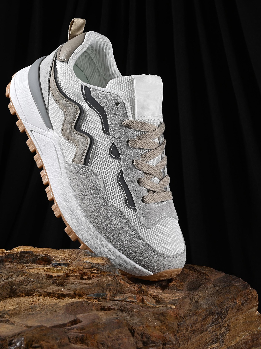 

The Roadster Lifestyle Co. Women White And Grey Walking Sports Shoes