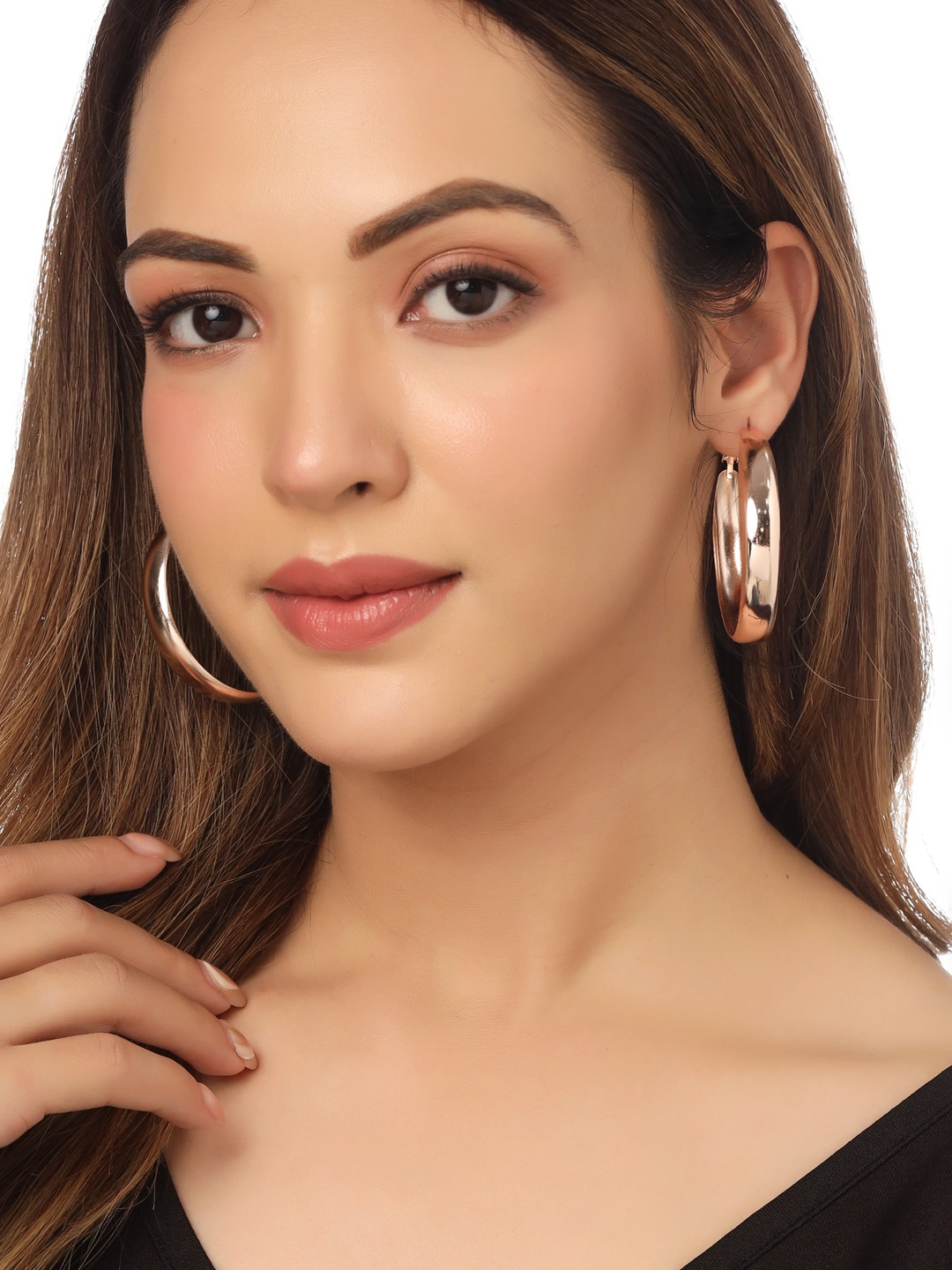 

NVR Women Gold-Toned Circular Hoop Earrings