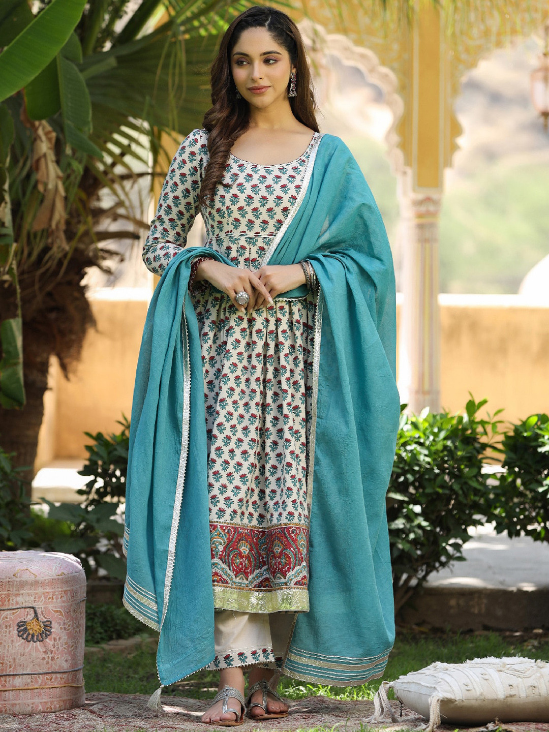 

EverBloom Floral Printed Gotta Patti Regular Kurta With Trousers & Dupatta, Beige