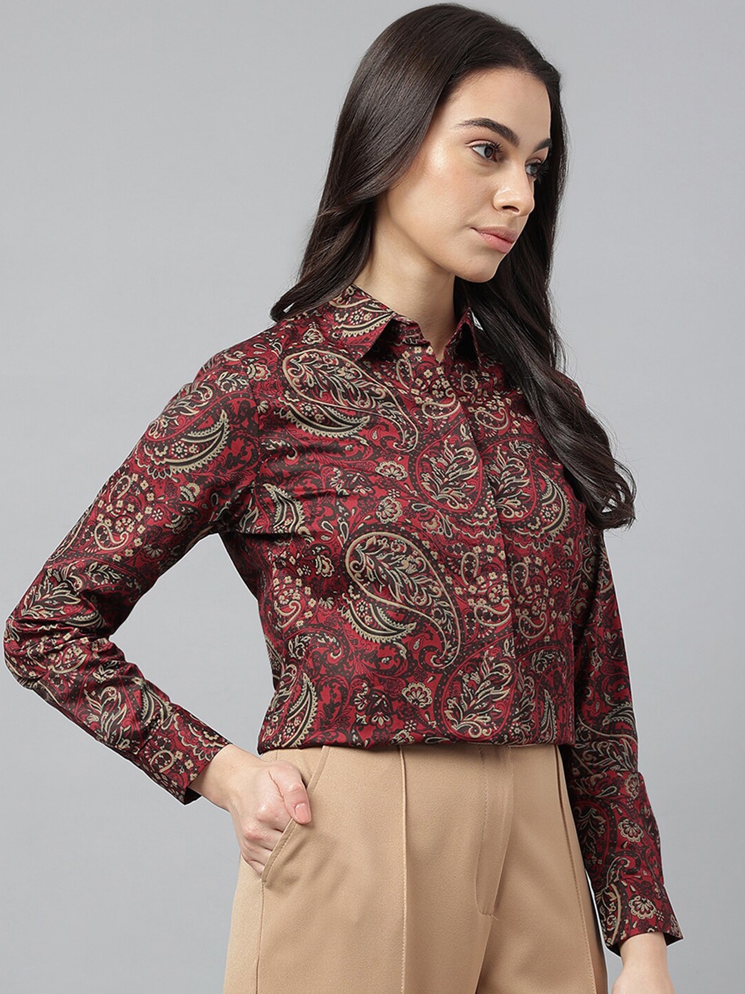 

Hancock Relaxed Ethnic Motifs Printed Pure Cotton Satin Formal Shirt, Maroon