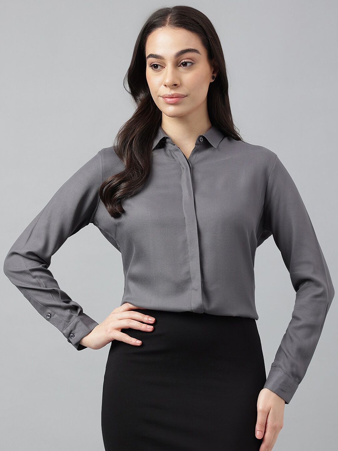 

Hancock Spread Collar Relaxed Formal Shirt, Grey