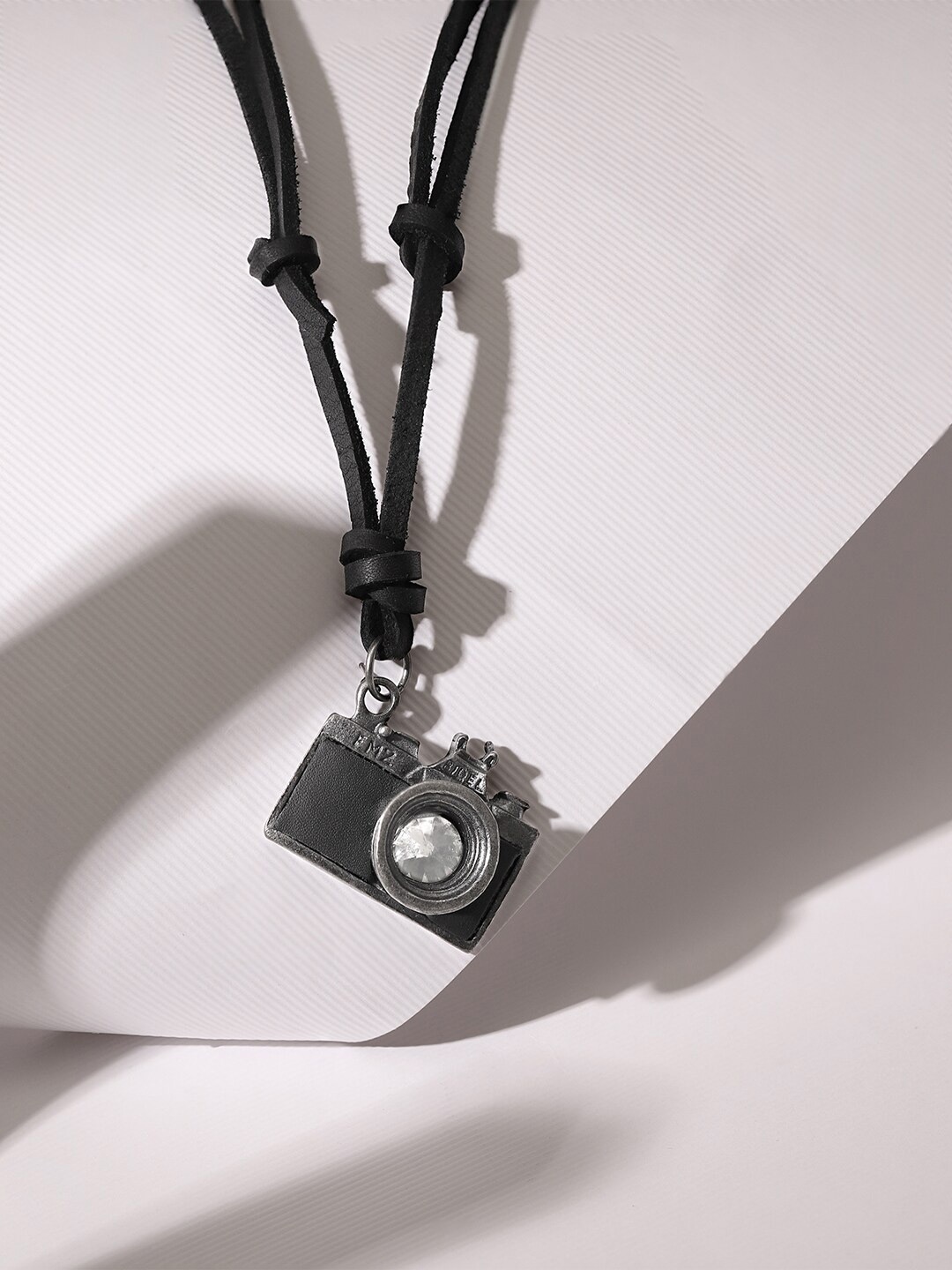 Roadster Designed Adjustable Necklace, Black