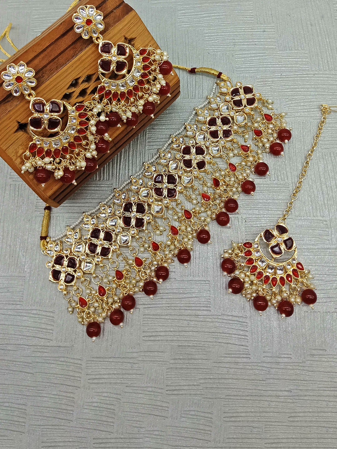 

AASHISH IMITATION Gold Plated Studded Monalisa Jewelry Set