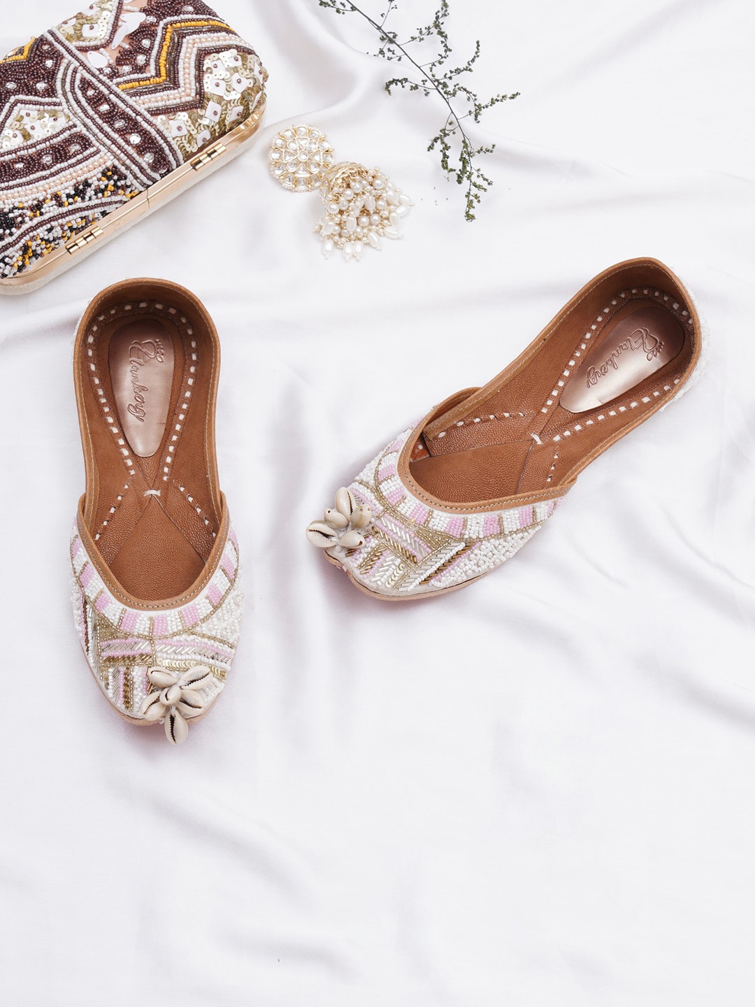 

ELANBERG Women Ethnic Embellished Mojaris, White