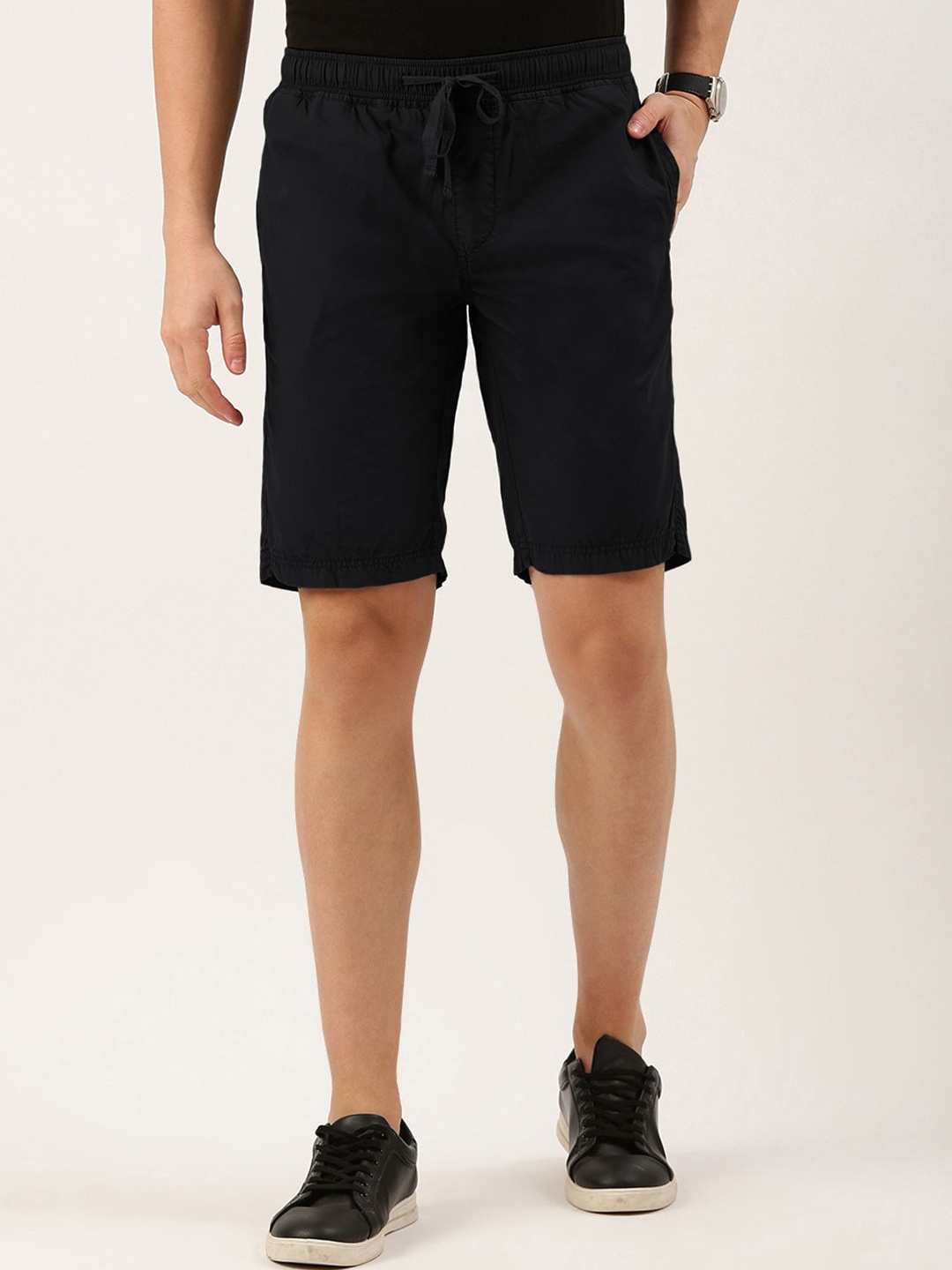 

IVOC Men Solid Pure Cotton Mid-Rise Casual Shorts, Black