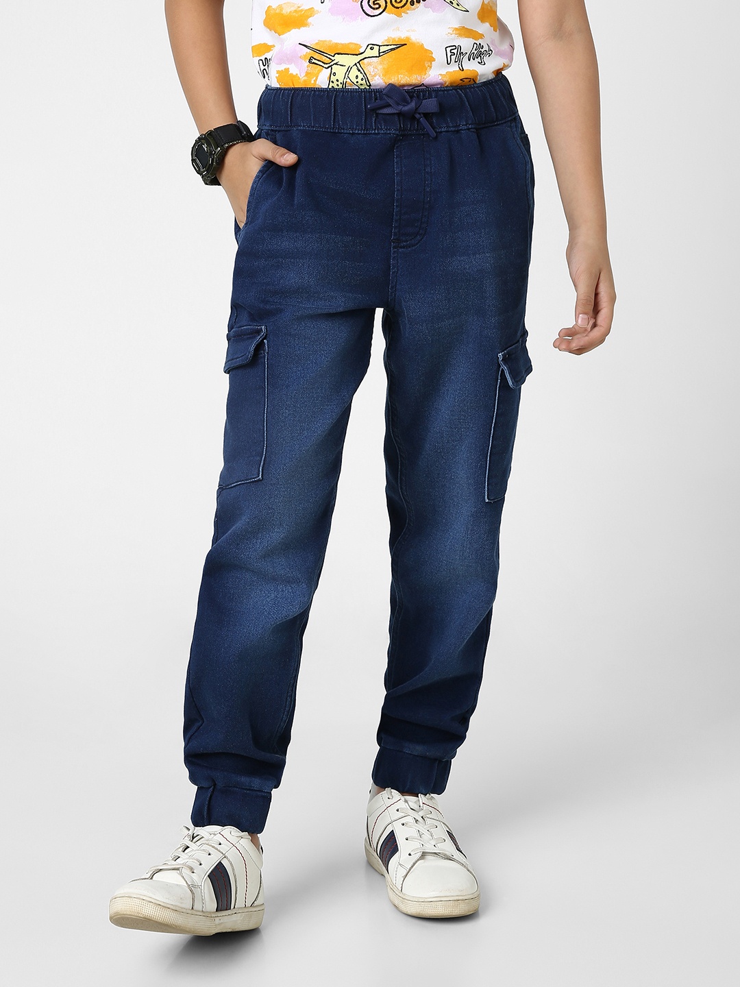 

Peter England Boys Mid-Rise Jogger Slim Fit Light Fade Jeans, Blue