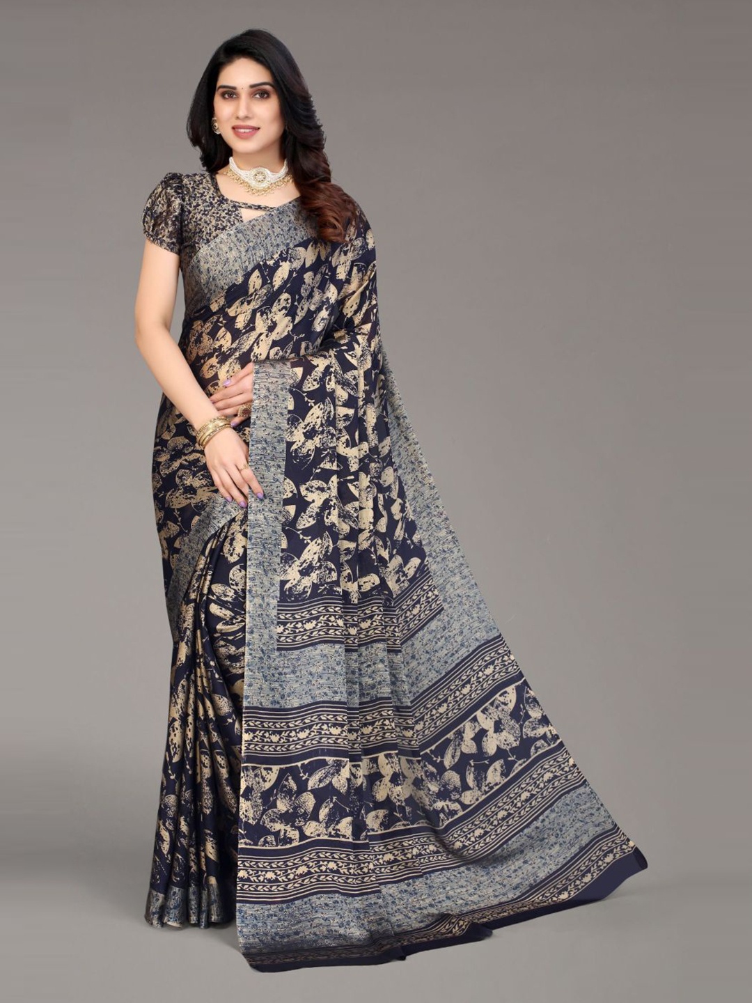 

FABMORA Floral Printed Poly Chiffon Saree, Navy blue