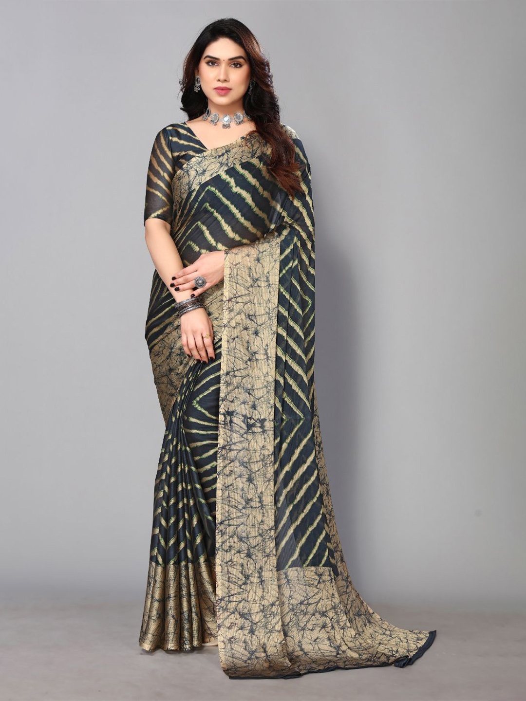 

FABMORA Striped Poly Chiffon Saree, Blue